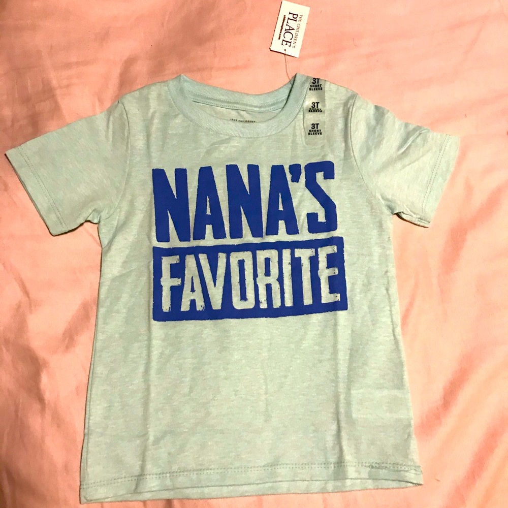 NWT Graphics T-shirt size 3T